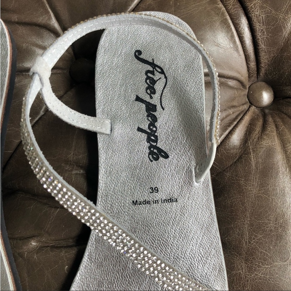 New Free People Silver Crystal Cove Sandal OB1128798 flat embellished sparkle - Picture 6 of 8